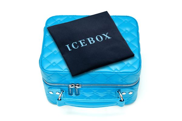 Icebox Leather World Traveler Jewelry Case - 4 Watches Medium