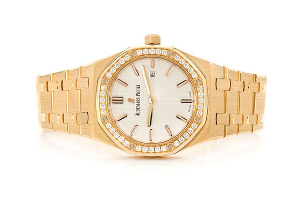 Audemars Piguet 33MM Royal Oak 18k Yellow Gold - Factory Diamonds - Quartz