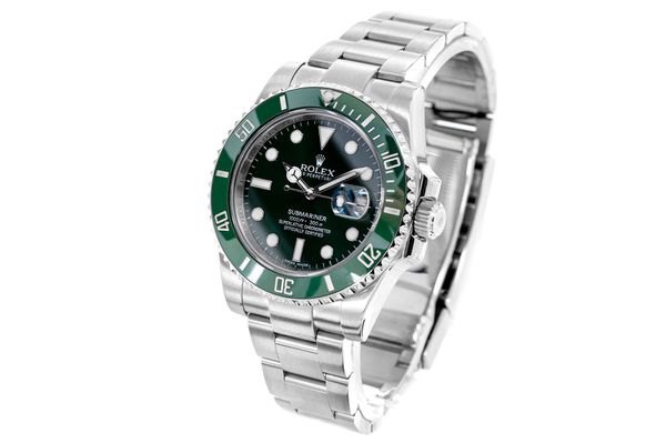 Rolex Submariner Hulk 116610lv Steel 2015 Pre-owned Male 501-00182