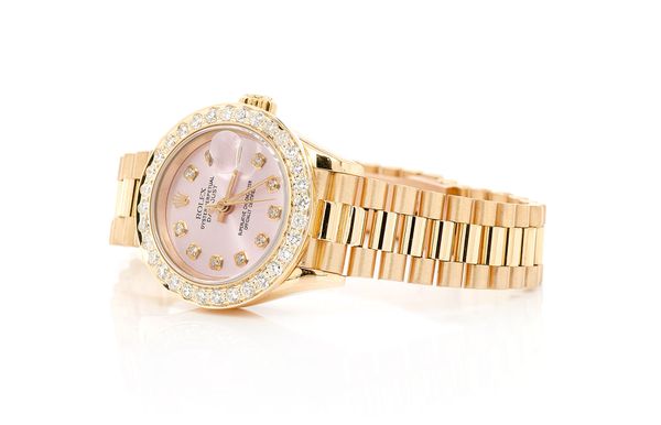 Rolex Datejust 26MM 18k Yellow Gold (69178) - 0.85ctw Diamond Bezel