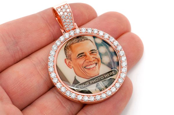 memory pendant with diamonds