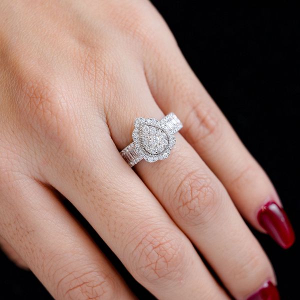 1.05ctw Floral Pear Cluster Baguette - Diamond Engagement Ring - All Natural - 14k Solid Gold