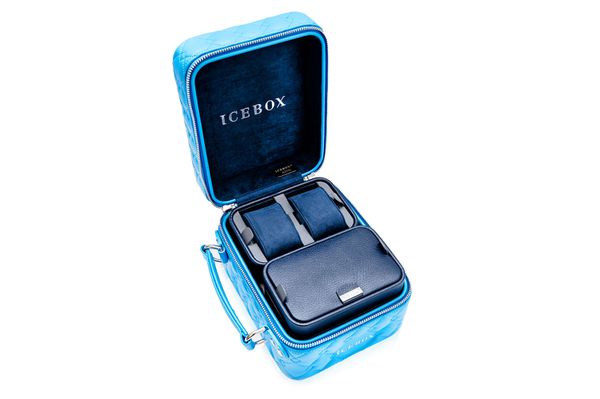 Icebox Leather World Travelers Case Medium