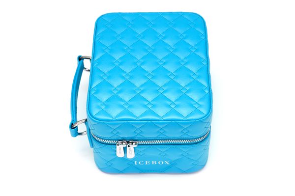 Icebox Leather World Travelers Case Medium