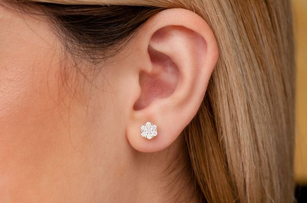 0.75ctw Flower Stud Diamond Earrings 14k Solid Gold