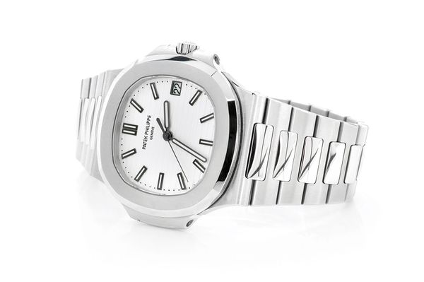 Patek Philippe (5711) Nautilus Steel - White Dial