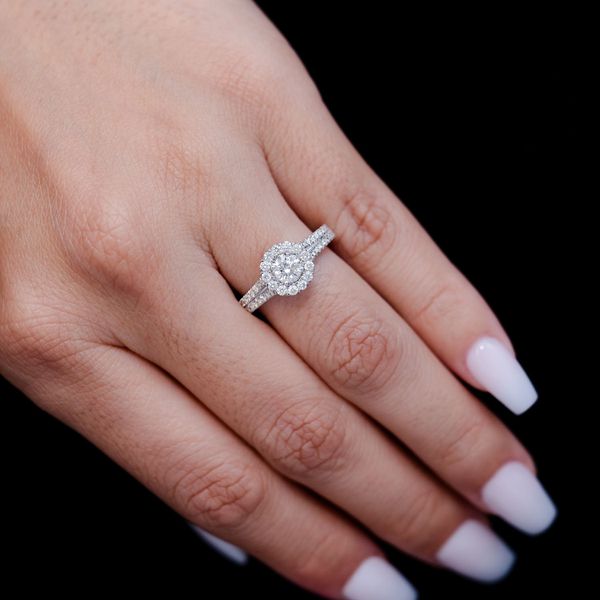 Round Solitaire Split Shank Diamond Engagement Ring 1.05ctw - 14k Solid Gold- All Natural