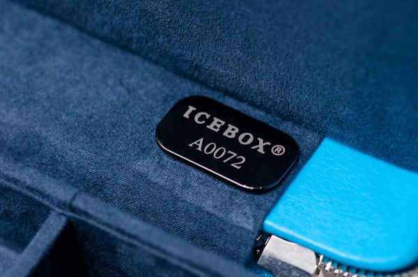 Icebox - Icebox Leather World Traveler Jewelry Case - 2 Watches